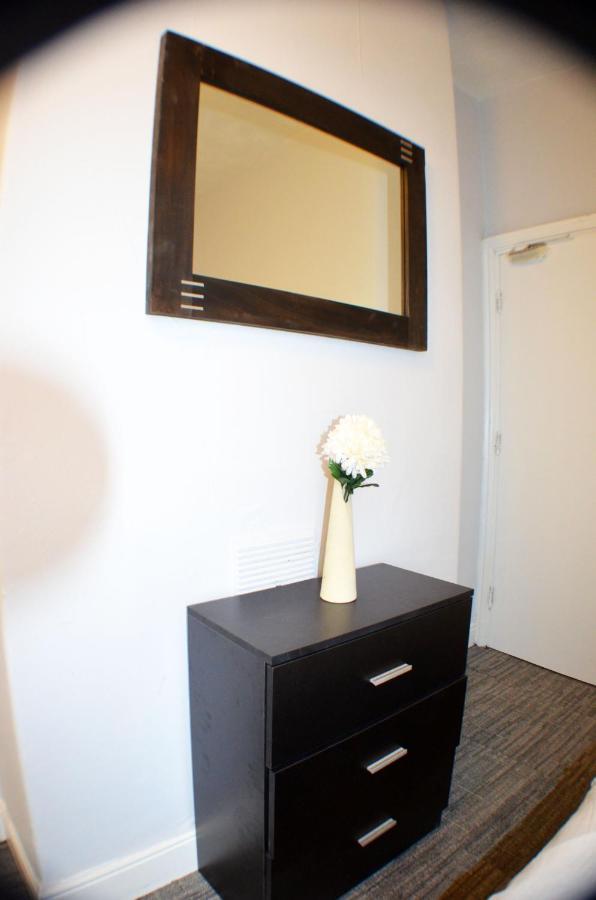 מנצ'סטר Birchfields Guest House מראה חיצוני תמונה